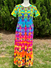 Load image into Gallery viewer, Medium Dress with Pockets
