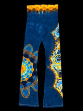 Load image into Gallery viewer, Medium Yoga Pants
