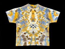 Load image into Gallery viewer, XL Shirt - small damage
