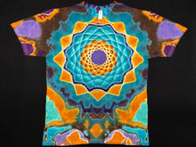 Load image into Gallery viewer, Large Shirt - runs long
